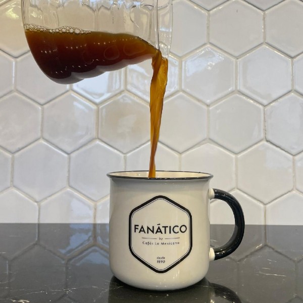 Fanático Mug en Fanatico Café